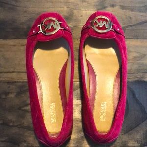 Michael Kors - Red MK logo suede leather shoe.